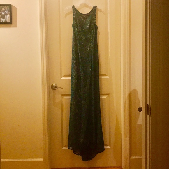 Green Lace Fishtail Dress - Picture 4 of 5